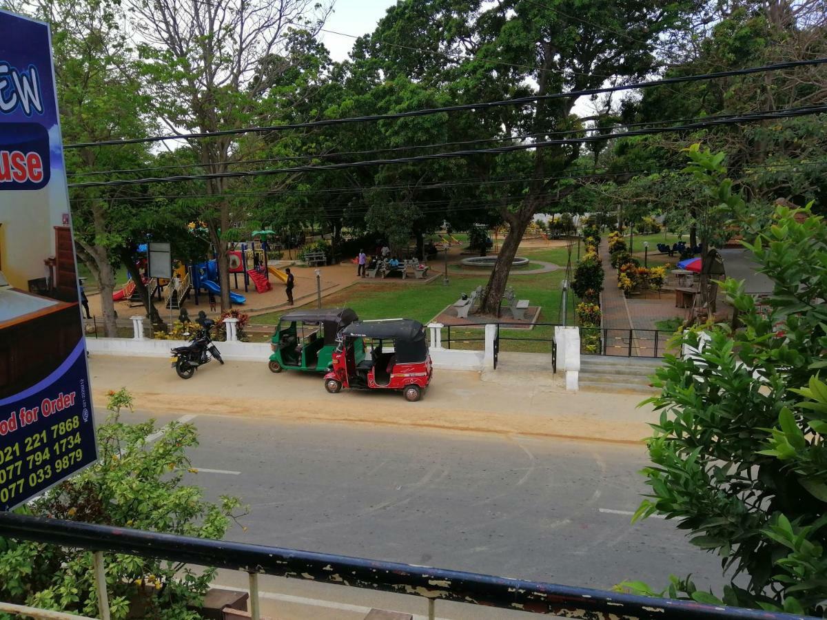 Tony'S Garden House Back Packers Inn จาฟนา ภายนอก รูปภาพ